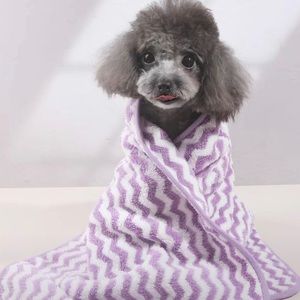 Super Absorbent Pet Towels - Keep Your Floors Spotless!